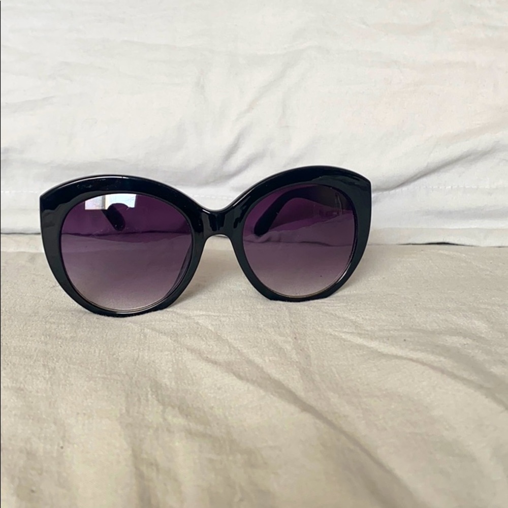 Steve Madden Sunglasses